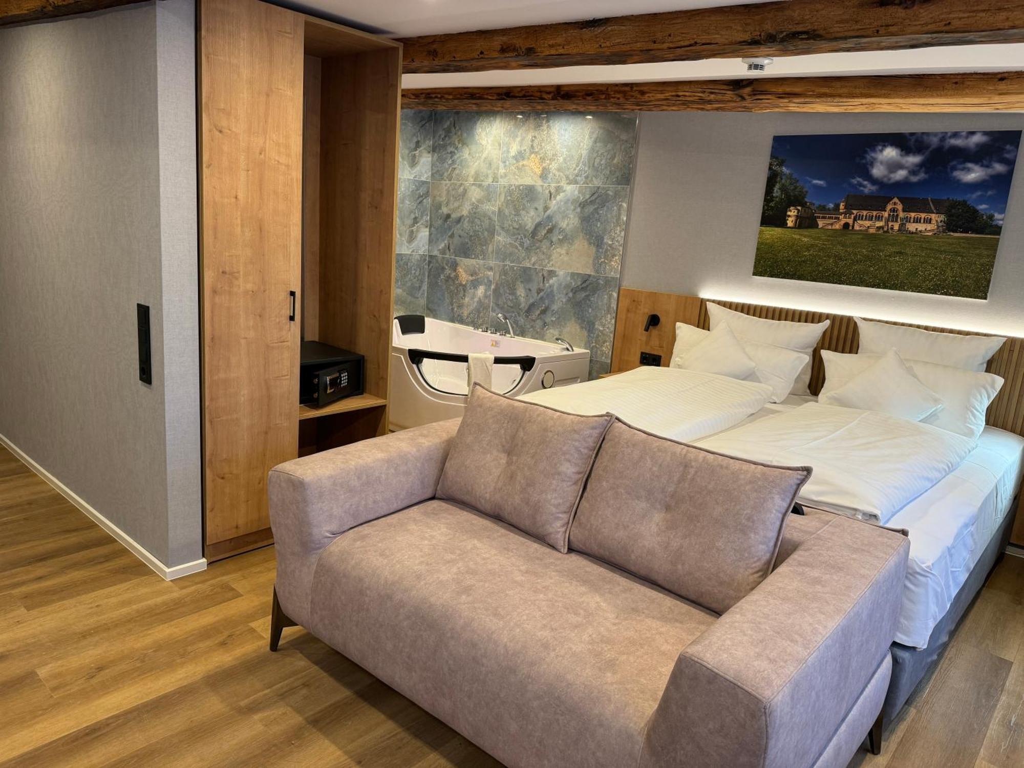 Hotel Goldener Stern 2*